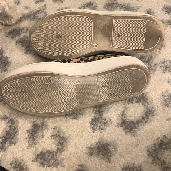 Steve Madden Slip ons - Picture 3 of 4